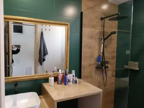 Belvarosi Menedek Apartmán *